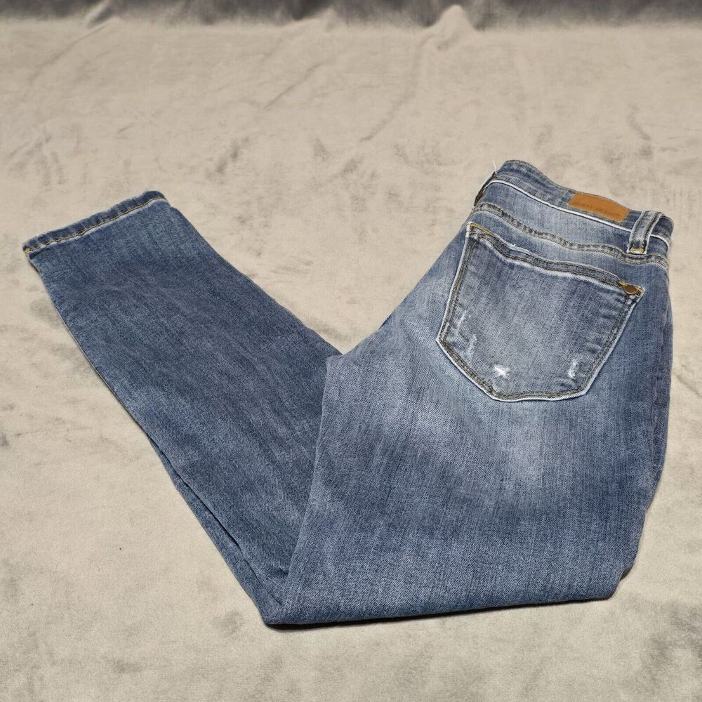 Judy Blue Jeans Women's Size 1/25 Blue Relaxed Fit Distressed, JB8271DK